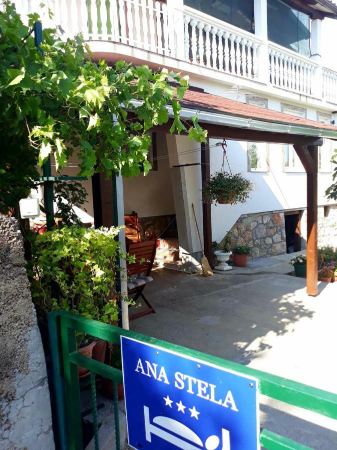 Apartament Ana & Stela Karlobag Zewnętrze zdjęcie